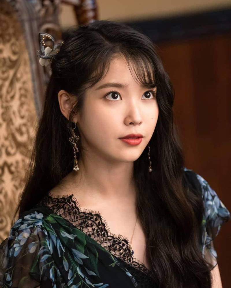 iu,李知恩,韩国歌星,小个子,逆袭