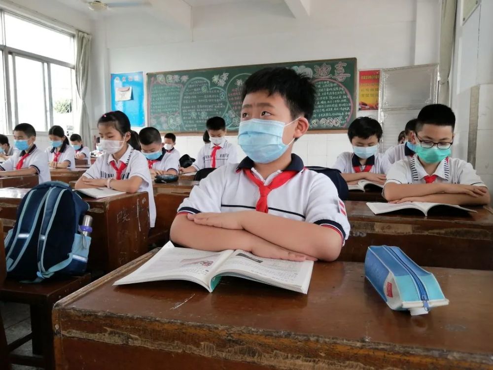 繁花似锦 学子归来——周厝塭小学五六年级返校日