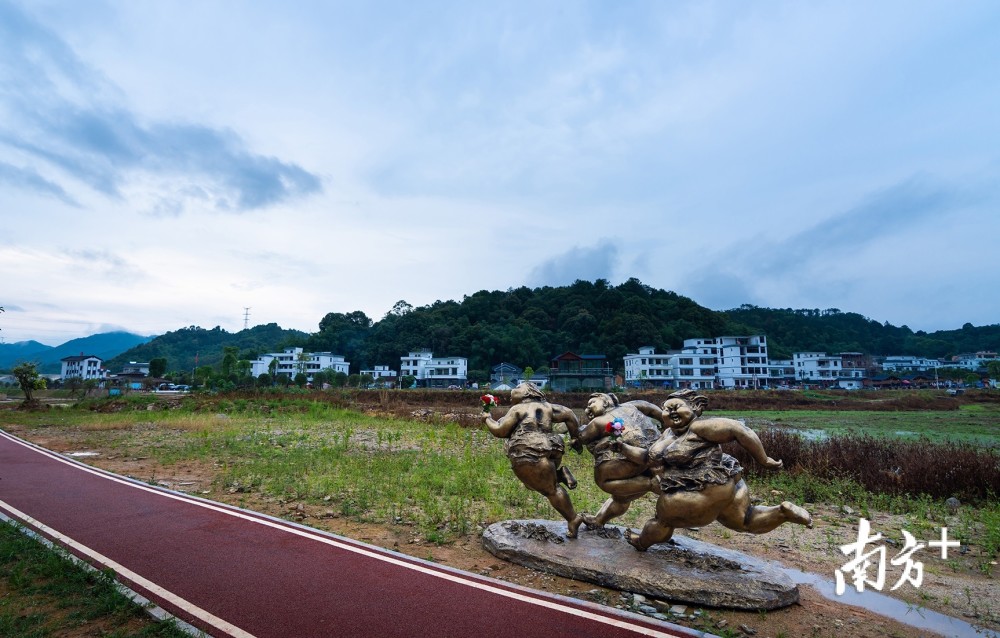 "肥女"走进清远连樟村