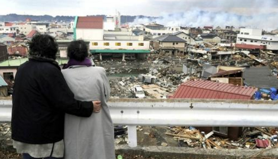 日本再次拉响警报,将发生两场大地震,专家:想活命只能