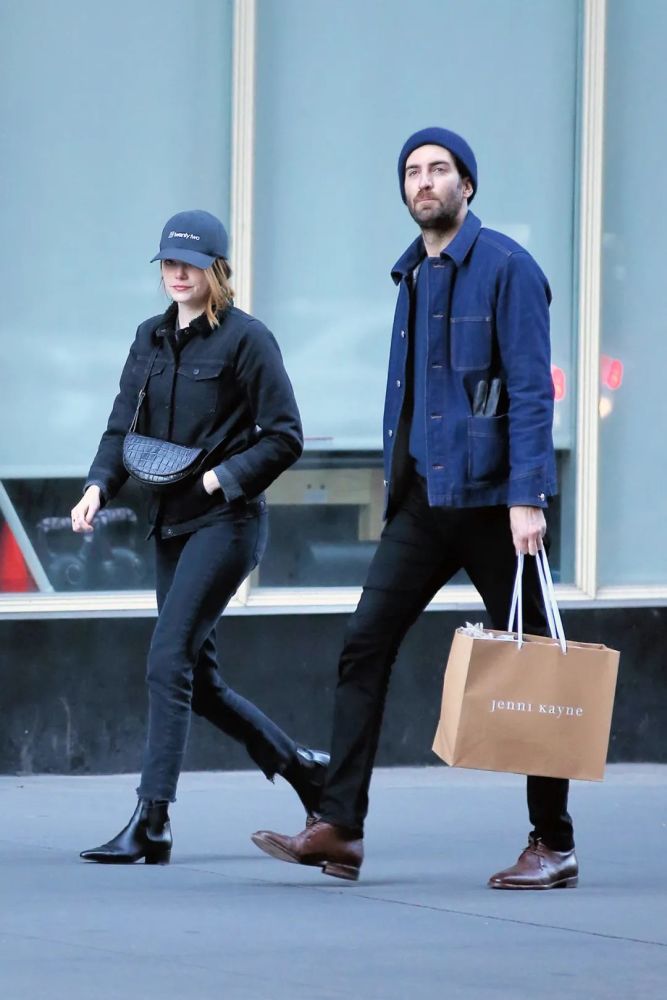 石头姐emma stone和男友dave mccary已经秘密结婚啦!