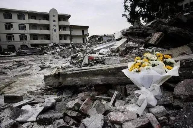 汶川地震12周年:30个瞬间,凝固的历史