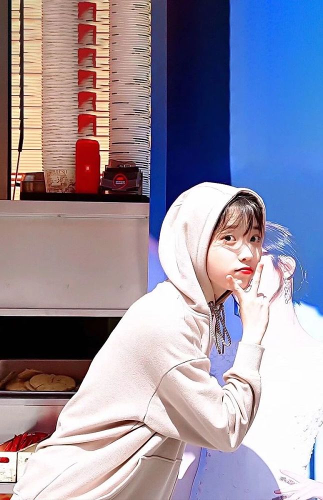 爱豆头像壁纸 李知恩 iu
