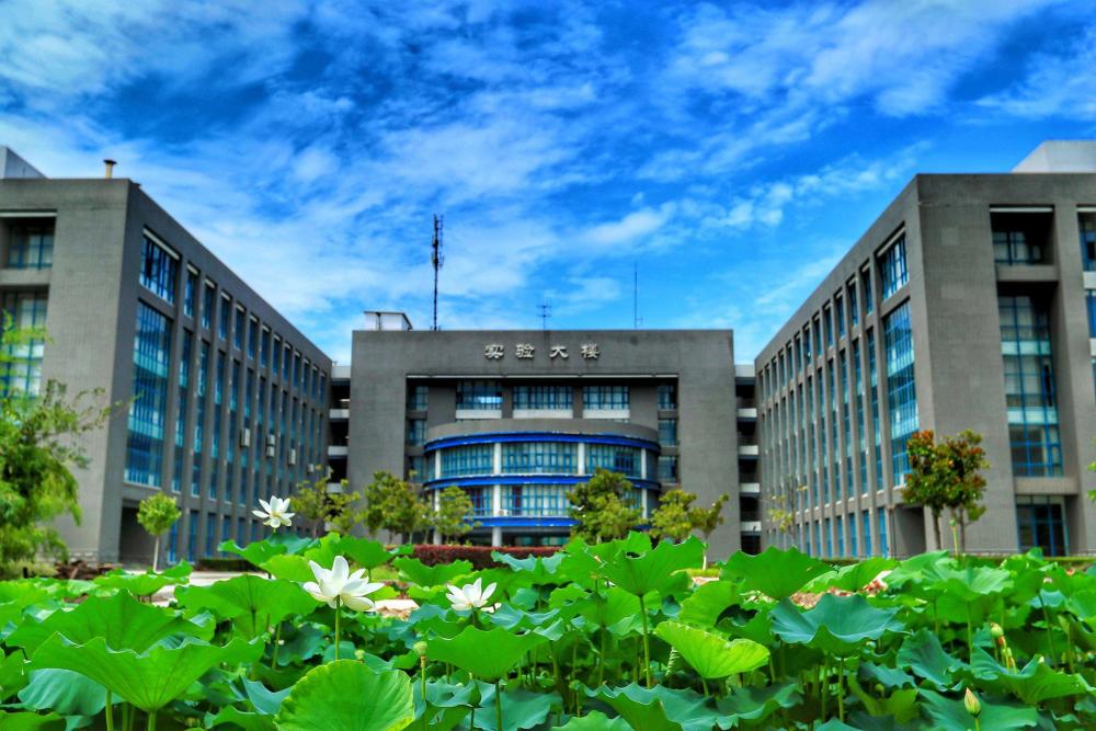 西安电子科技大学,国防科技大学 a-:北京交通大学,北京航空航天大学