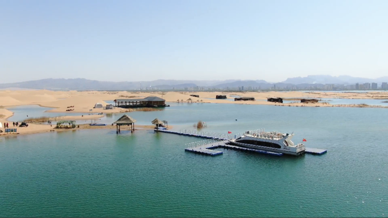 内蒙古美食地图:来沙漠看海,尝乌海湖鱼鲜