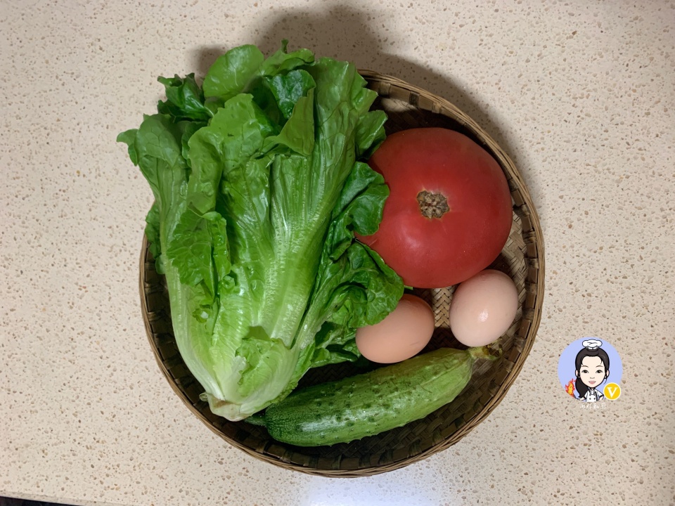 关晓彤又晒减肥餐,没忍住模仿了一周,竟然瘦了5斤!果然没失望