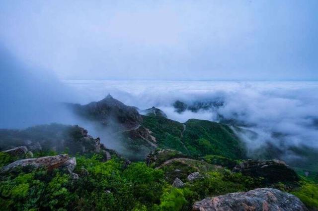 大连大黑山再现"仙境",恍若海市蜃楼