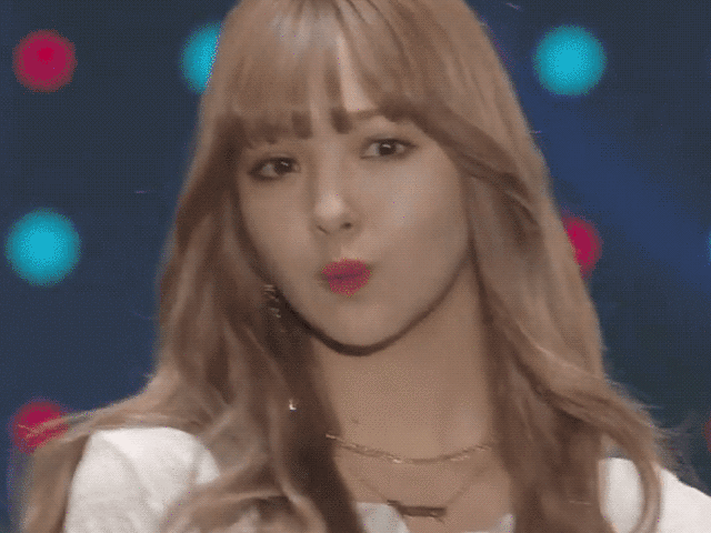 捧红国民女神的少女杂志,居然选个圆脸凸嘴毫无星味的