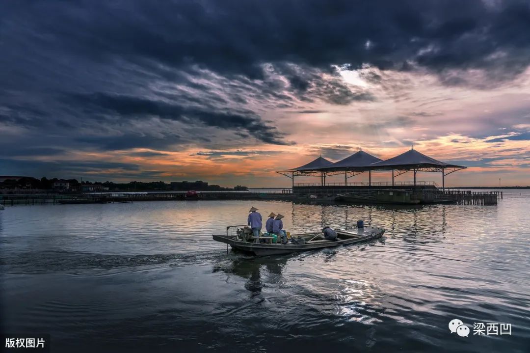 海内外的阳澄湖 却低调的处在苏州西南侧,山水风景丝毫不输杭州西湖