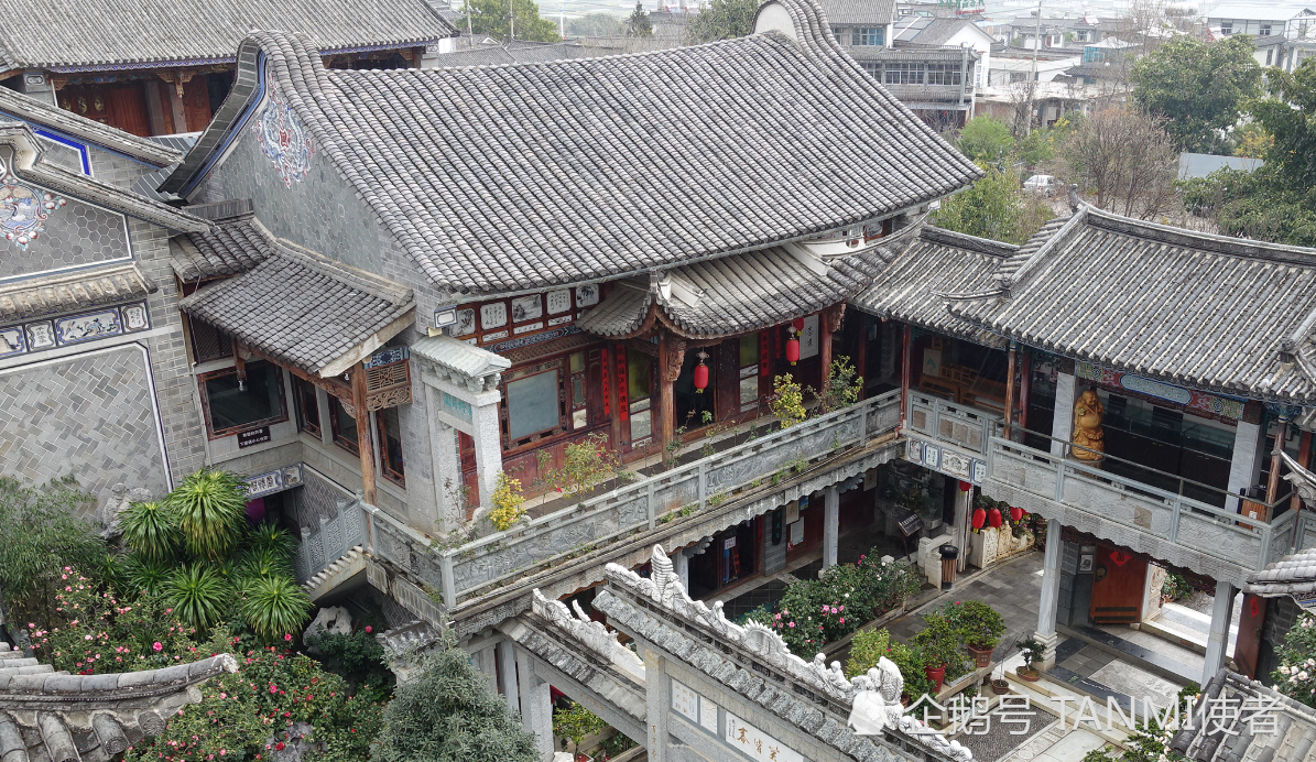 "三坊一照壁,四合五天井",大理白族民居:夕阳下的中国