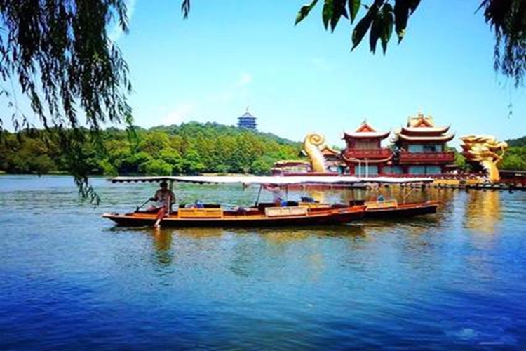 其实杭州除了西湖还有很多适合亲子游玩的景点,相信很多人来杭州首先