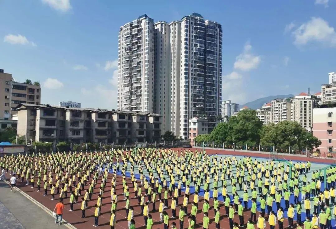 黔南民族师范学院,附属中学,博士,黔南