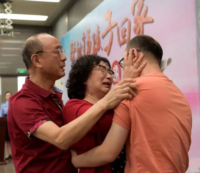李静芝,西安,陕西省西安市,毛寅,西安市公安局
