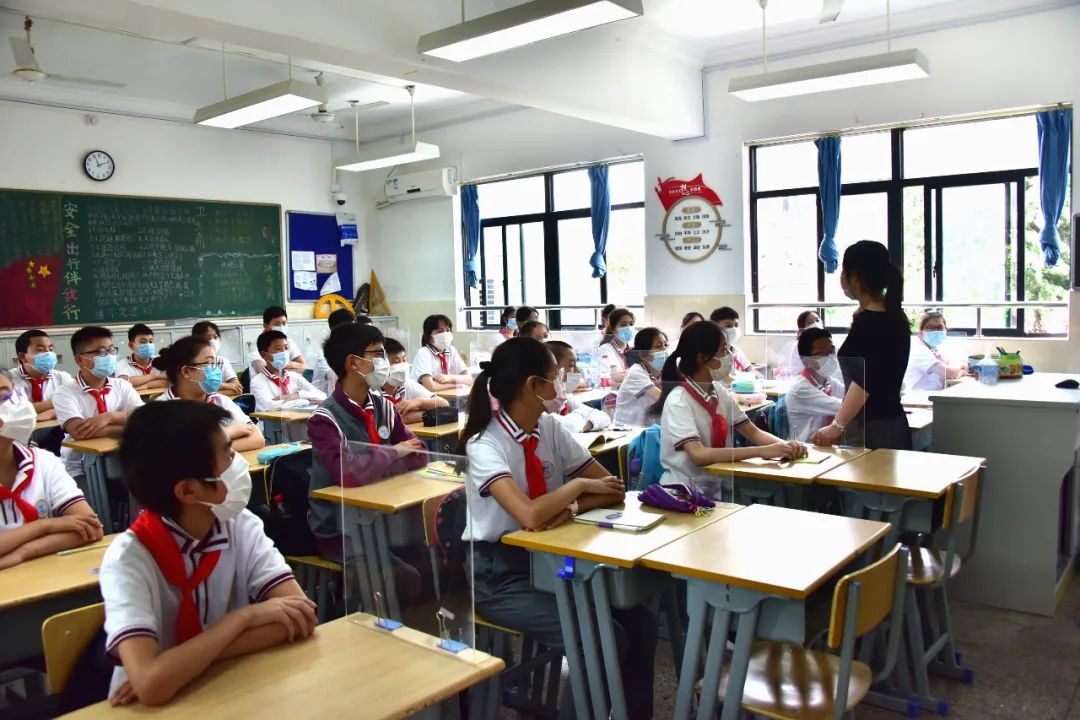 陆行中学南校预备,初一年级返校复学"第一课"