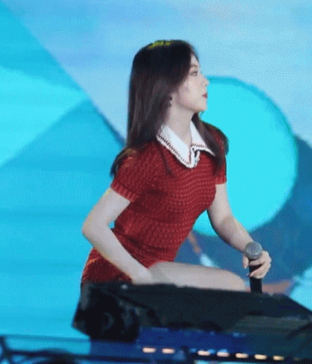 爱豆的缺陷,lisa颜值和身材都完美可惜嘴大,林允儿败