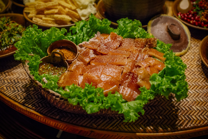 豪横大餐,来品品傈僳族的土司宴