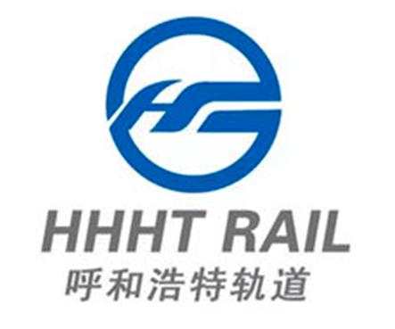logo 呼和浩特地铁标识以蓝天白云为背景,将呼和浩特的英文首字母"h"