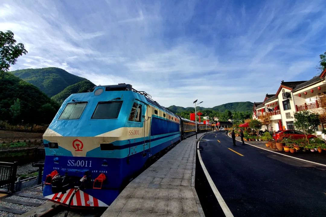 中国旅游日,我在"铁路小镇"等你