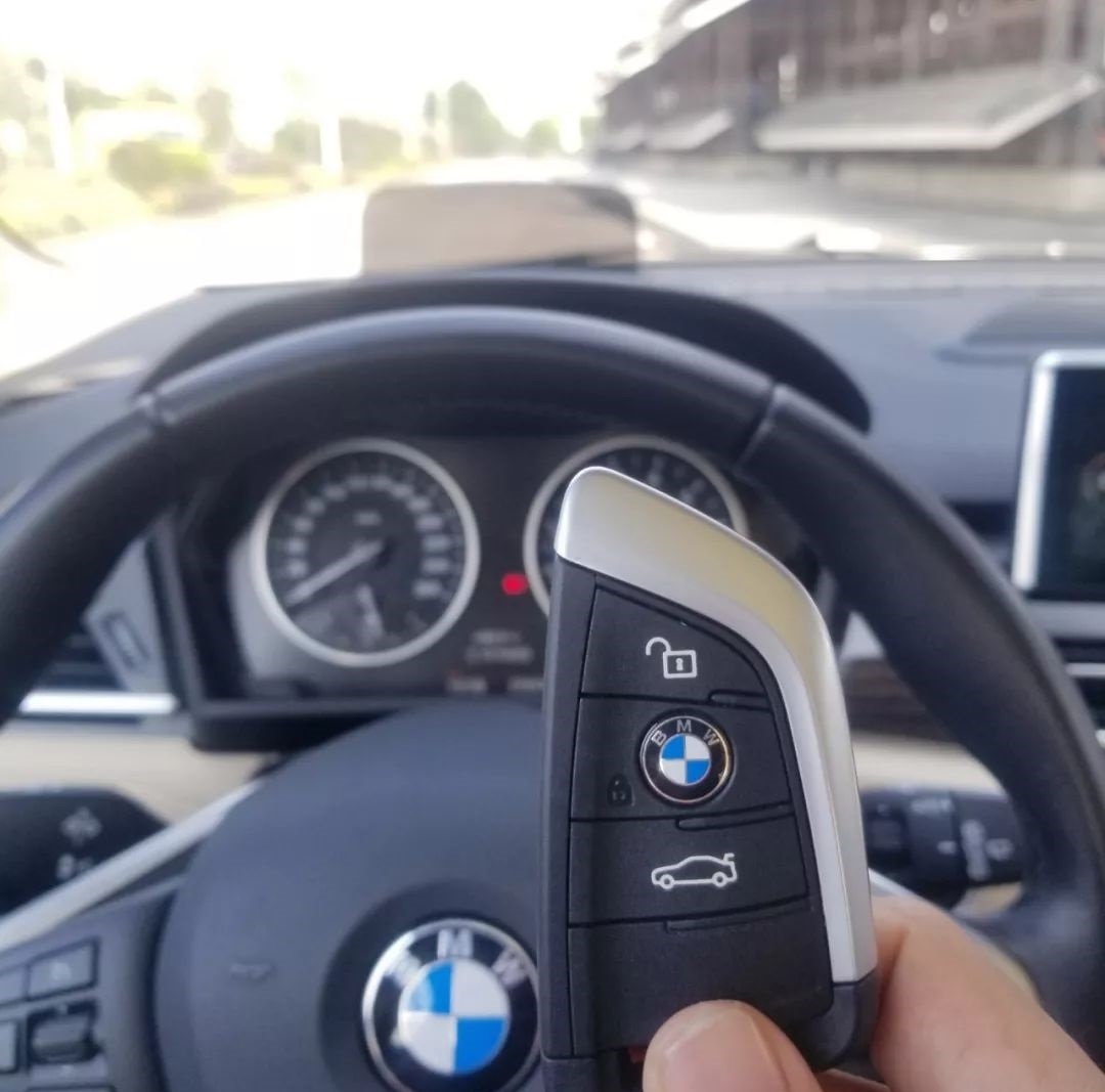 开宝马的不一定有钱?但若开这3种车,大多家境都可能不