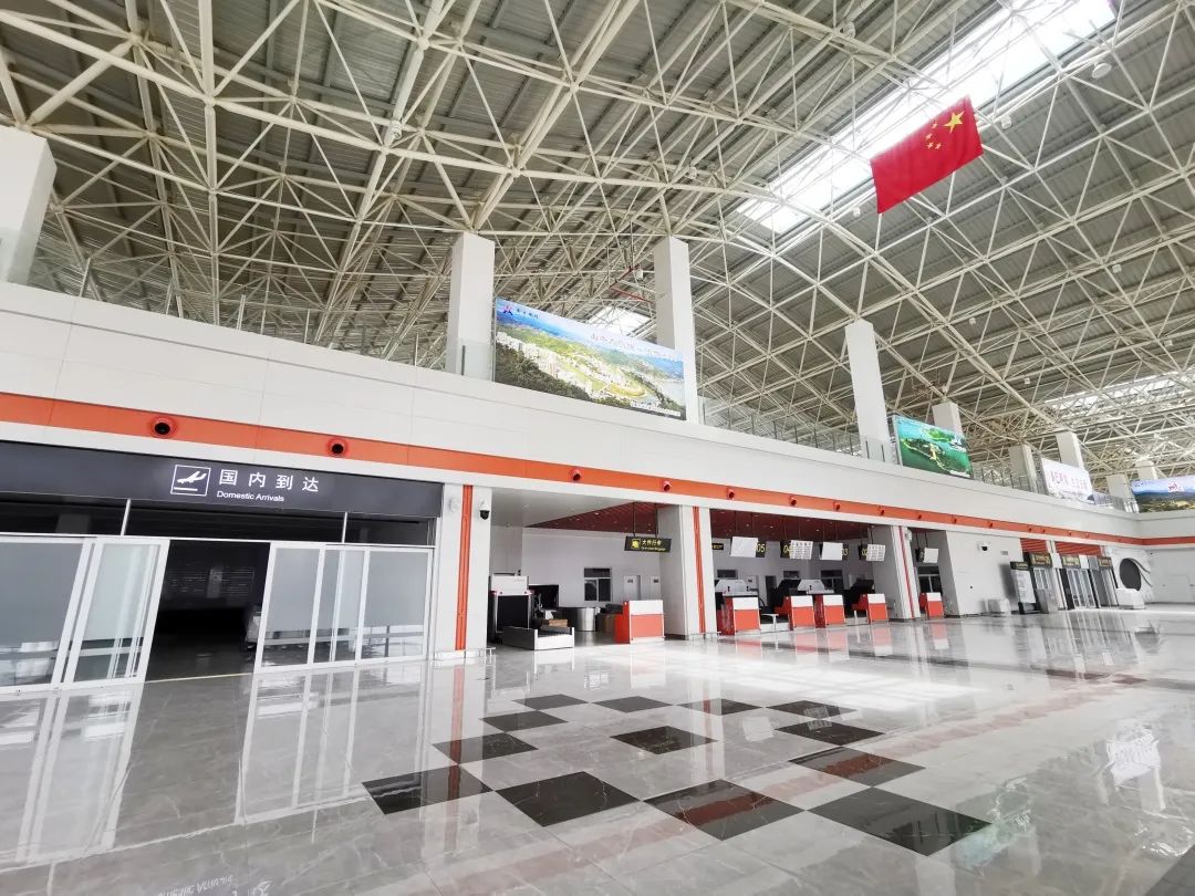 安康富强机场校飞工作圆满成功,初步具备通航条件!
