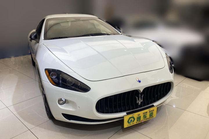 原价260万的玛莎拉蒂gt,十年之后只卖零头60万都没人要!way?