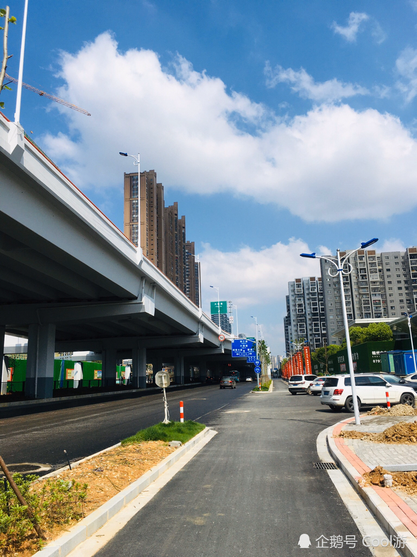 东江源大道,赣州市区南北方向的快速路,具有十分重要的交通功能