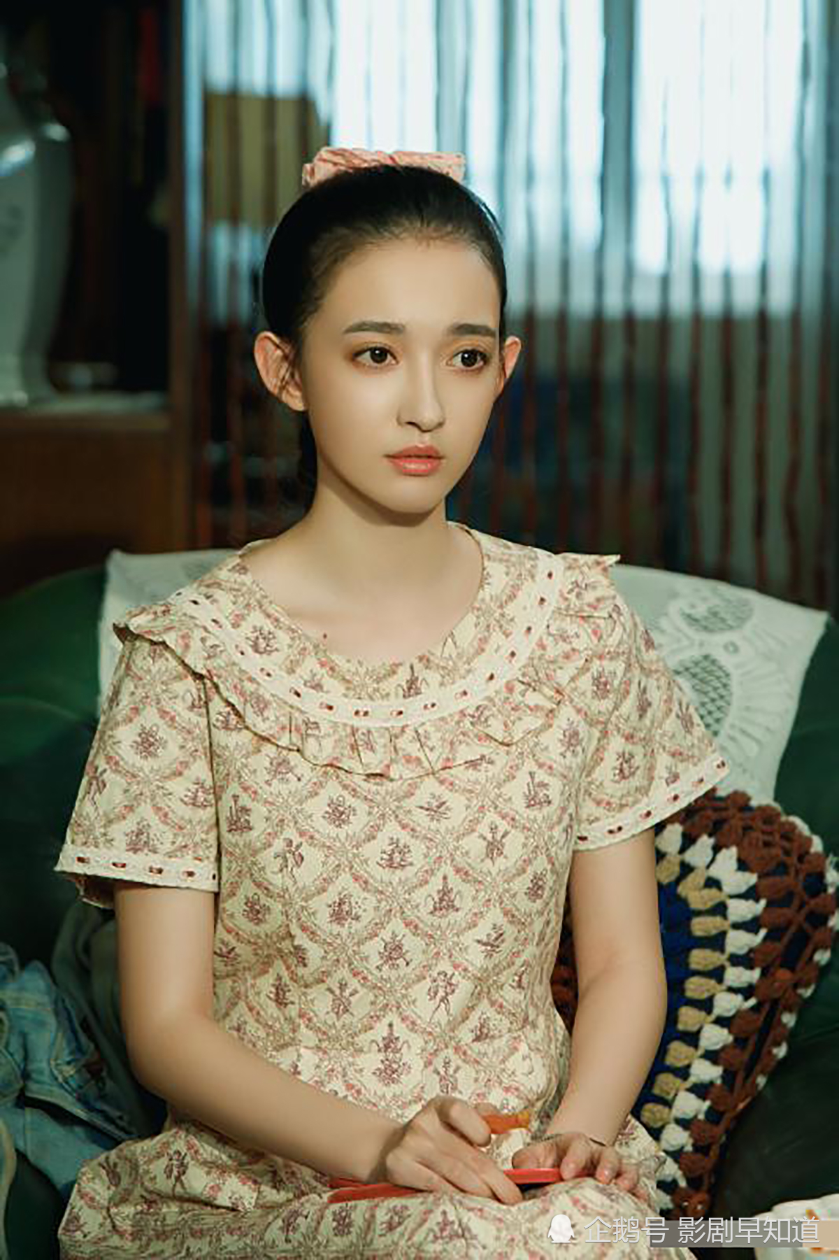 《玲珑狼心》的女演员由康宁出演,因不熟悉演员特意逛了一圈她的微博