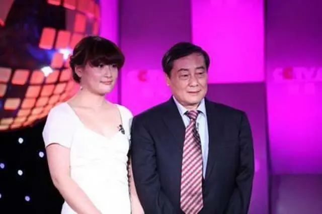 美国绿卡,美国工厂,绿卡,曹德旺,宗庆后,美国_出国