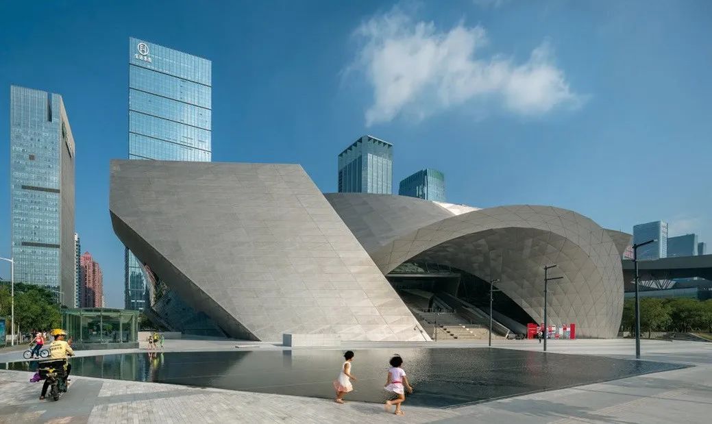 当代艺术博物馆,上海世博会博物馆,建筑