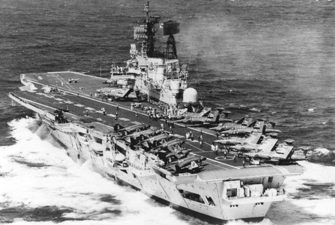 调集42艘战舰只为击沉