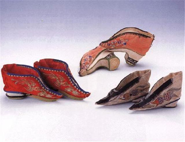 古代女性所穿的鞋子之中,都隐藏了哪些不为人知的秘密