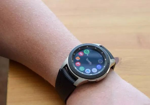三星galaxywatch,galaxy watch,galaxy watch active,三星智能手表