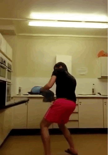 千万别让老婆下厨,饭是做好了,房子也没了!