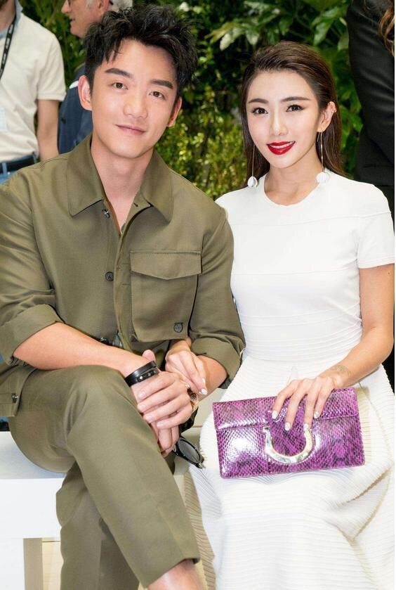 "男神"郑恺官宣结婚,苗苗曾现身妇产科,大家猜测女主可能怀孕