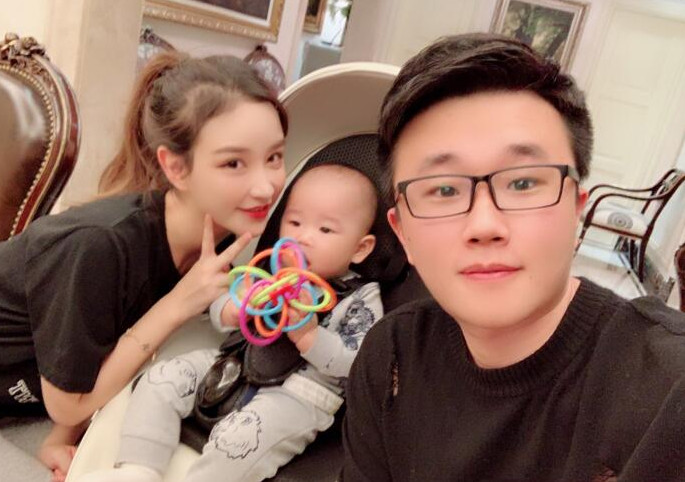 不满被传和前女友雪梨老公起冲突,王思聪愤怒喊话要告