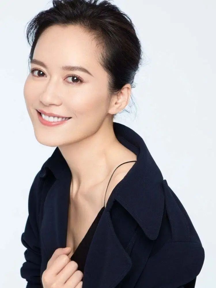 正在奔五,情史丰富,却至今没结过婚的70后女明星都有谁?