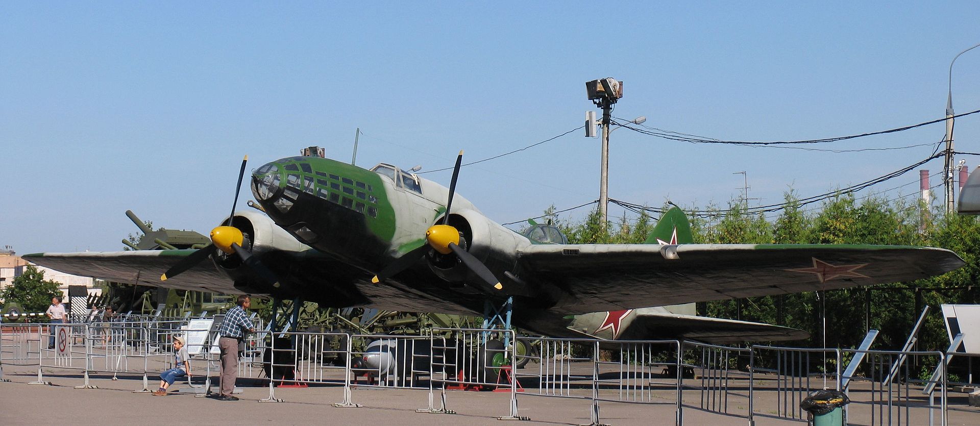 红色空军的重锤,苏联二战中的远程主力双发轰炸机,伊尔-4轰炸机
