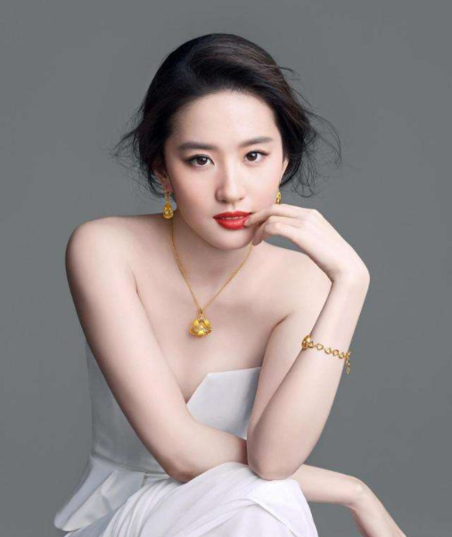 4位本是国内女神 却被外国人 抱走 的女星 你认为谁最可惜 看点快报