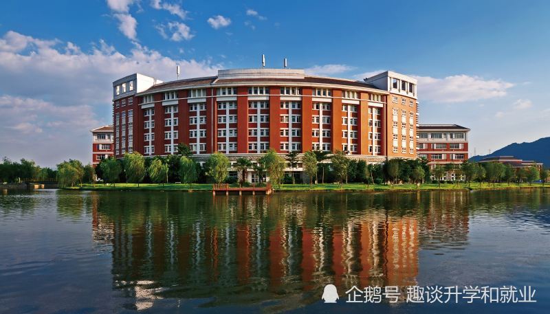 国内性价比最高的3所非211师范大学,实力堪比211,录取