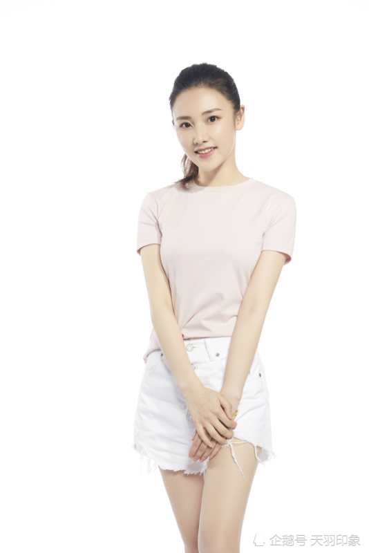 95后美女艺人孙若淇最新清纯照,实在太青春无敌了