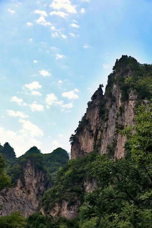 山西河南交界,太行,太岳,中条山系交汇,蟒河山水甲桂林