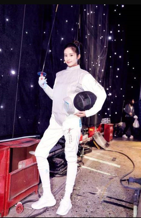 颖儿分享减肥秘籍 自曝曾靠老干妈减肥_腾讯网