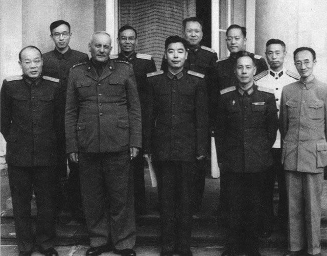 1955年授衔时,这位少将最特殊,上级长时间讨论后才决定授衔