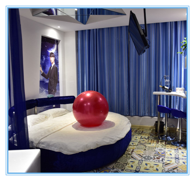 为啥年轻人喜欢开钟点房?4个小时能做什么?得知答案:大开眼界