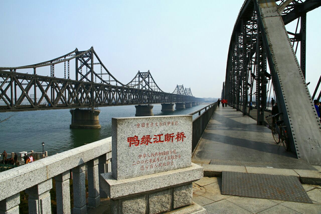 告别乡亲们,驶过鸭绿江大桥二次入朝参战,志愿军老兵的故事