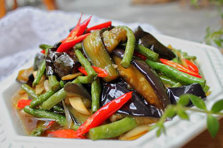 豆角炒茄子,做菜技巧,健康饮食,豆角茄子,老少皆宜