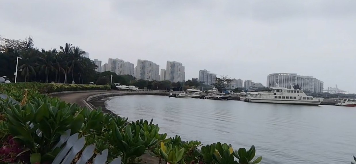 海南岛海口市最美的一个湾,海口湾的风景胜似欧美外滩