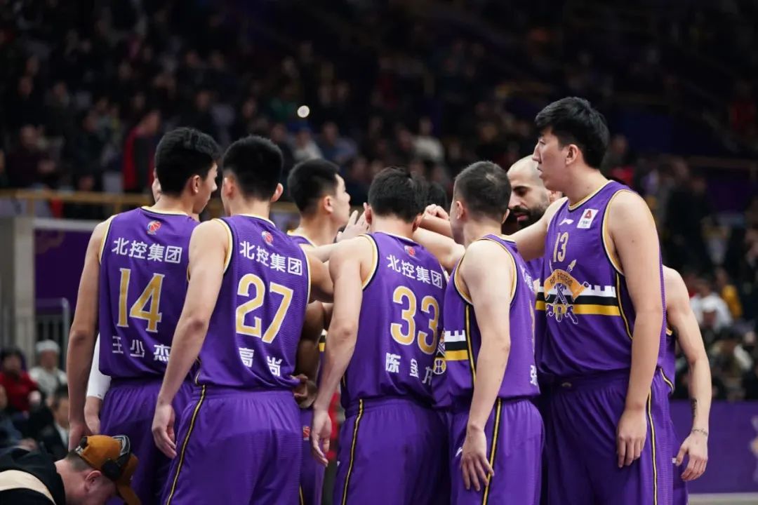 cba将于6月20日复赛;广东独臂篮球少年引热议