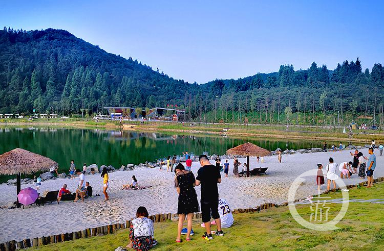 丰都开通南天湖旅游专线串联起3个4a景区 实现景区和高铁站无缝衔接