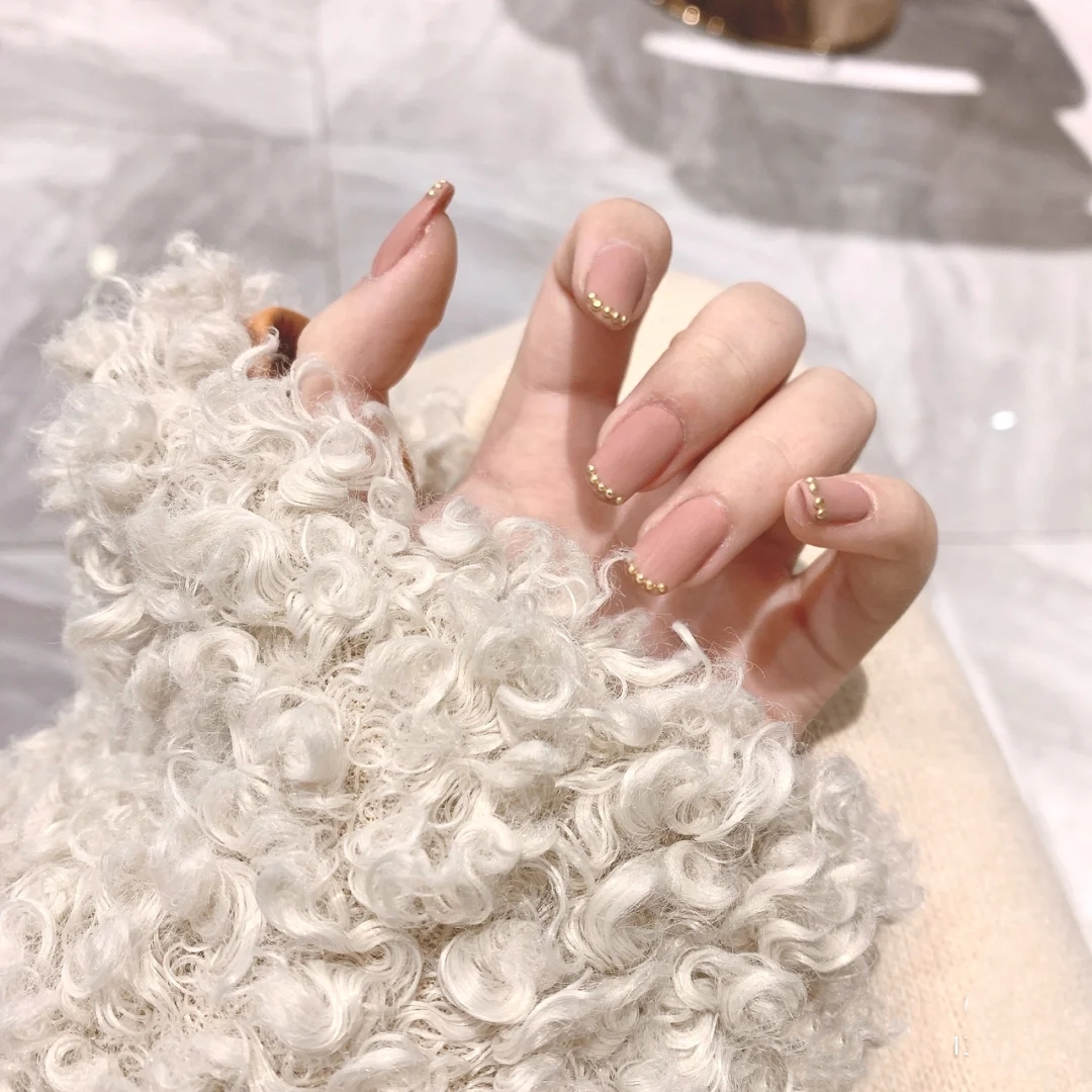 有贵气的女人都喜欢做这四种风格的美甲,满满的高级感